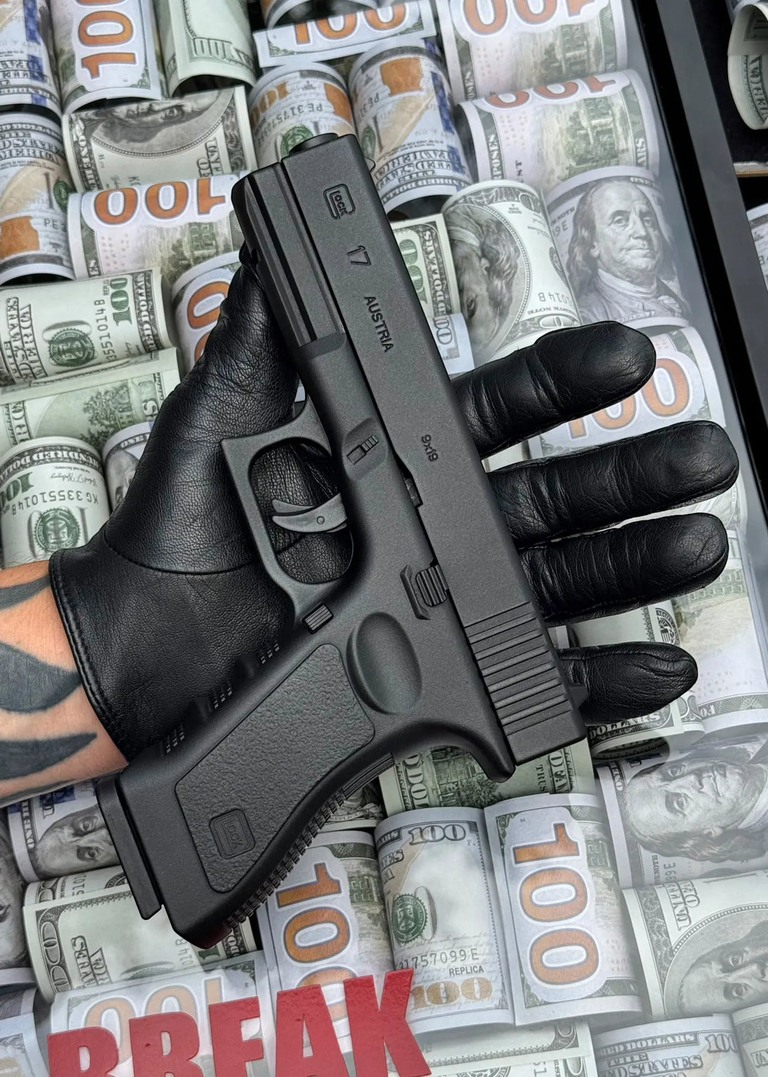 Dark GL17 Edition | 16×20 in - Derich Gallery